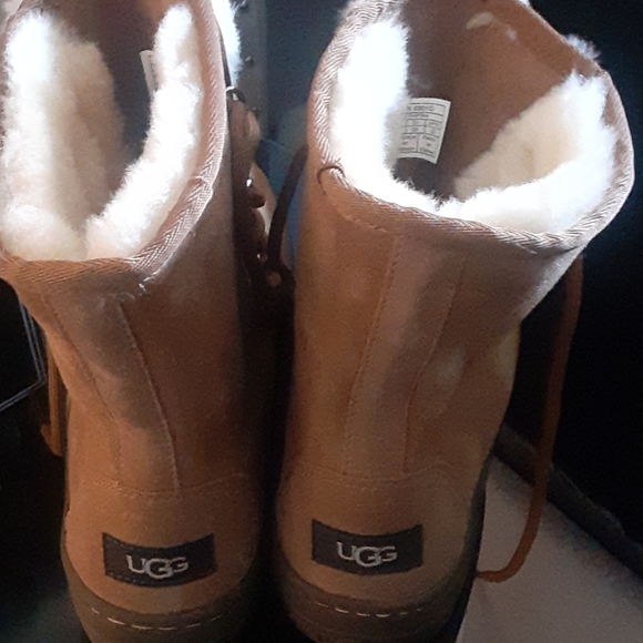 Shoes - Picture 1 of 4